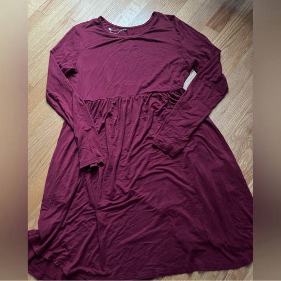 Burgundy long sleeve babydoll dress NWOT - Picture 2 of 2